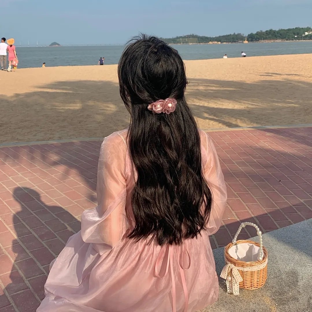 天才：黑色石榴石